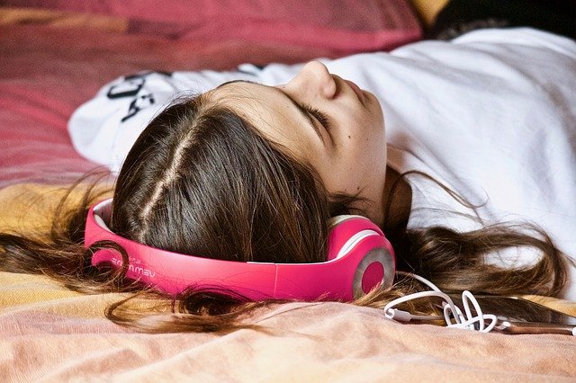 Adolescents who misbehave, who is to blame?
